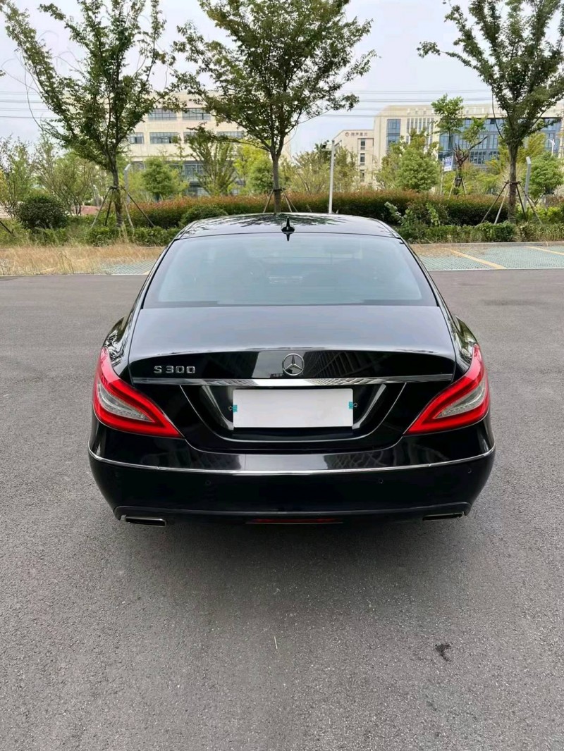 徐州12年奔驰CLS9
