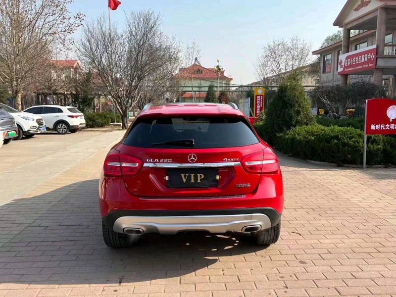 青岛15年奔驰GLA6