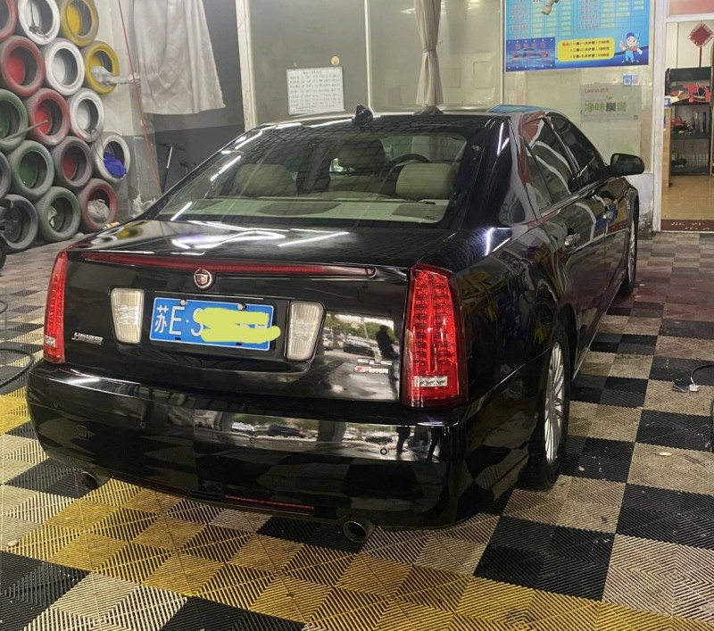 嘉兴12年凯迪拉克赛威4