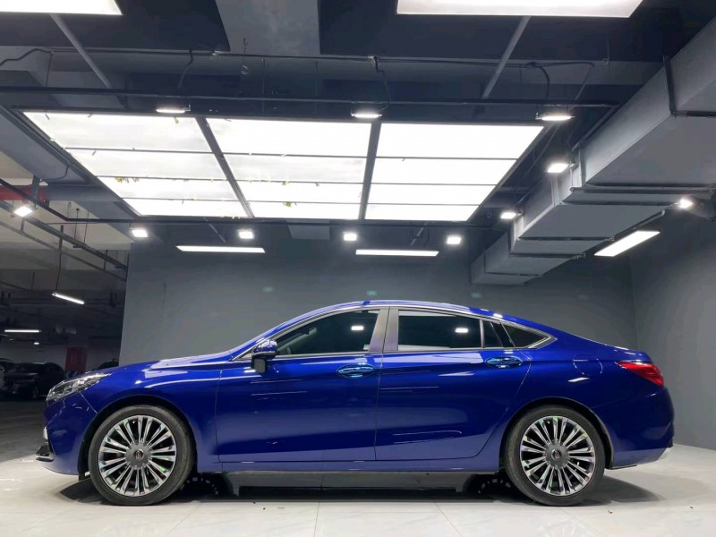 成都21年红旗H58