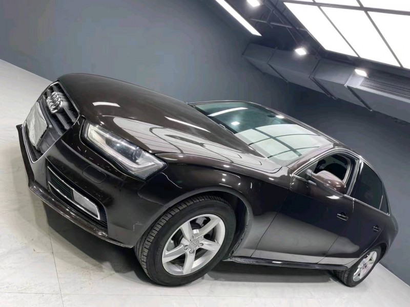 成都15年奥迪A4L1