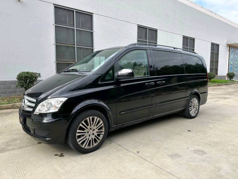 盐城13年奔驰唯雅诺8