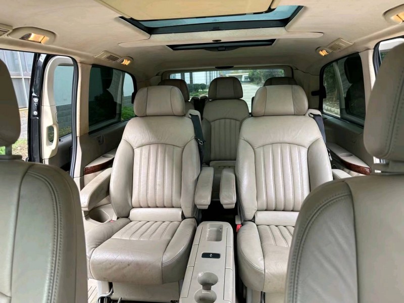 盐城13年奔驰唯雅诺5