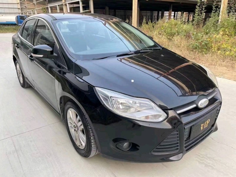 济宁13年福特福克斯3