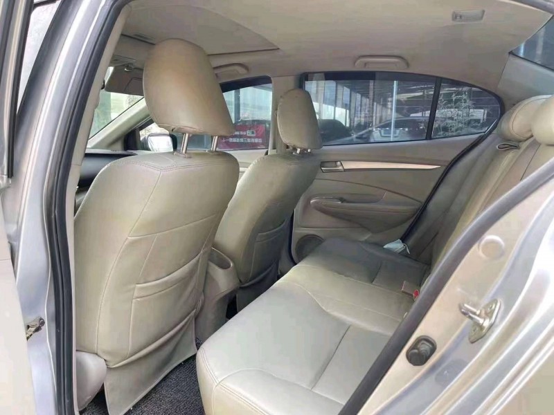 济宁11年本田锋范4