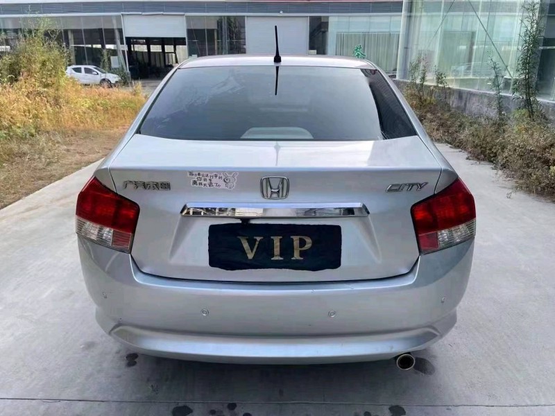 济宁11年本田锋范9