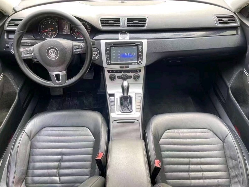 济宁14年大众迈腾5