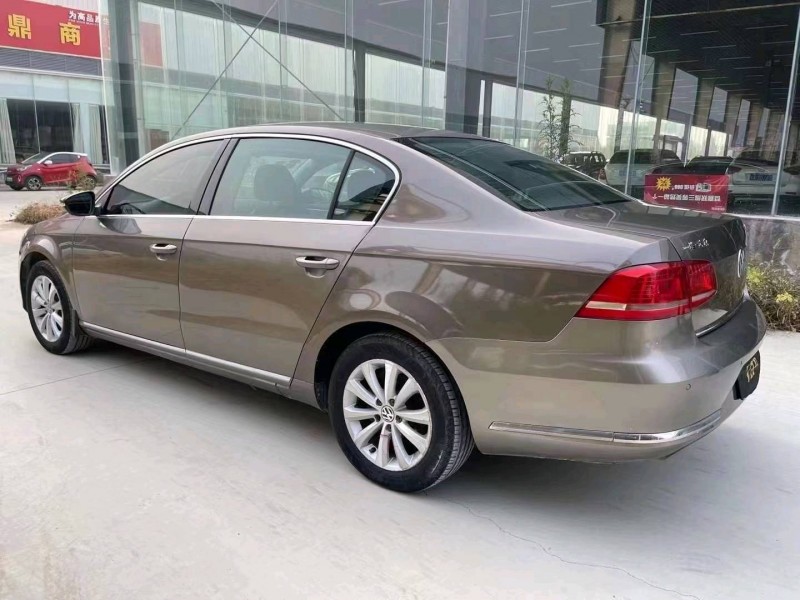 济宁14年大众迈腾7