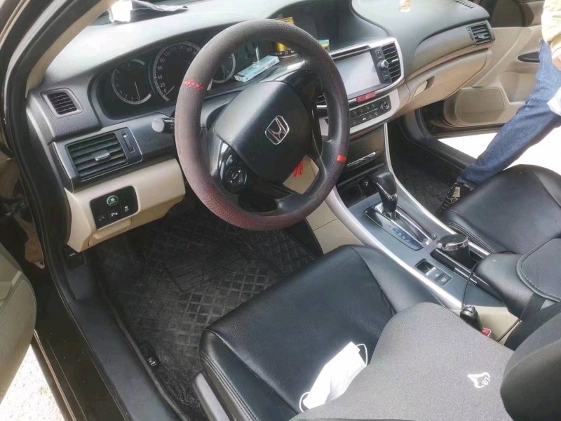 邯郸14年本田雅阁4