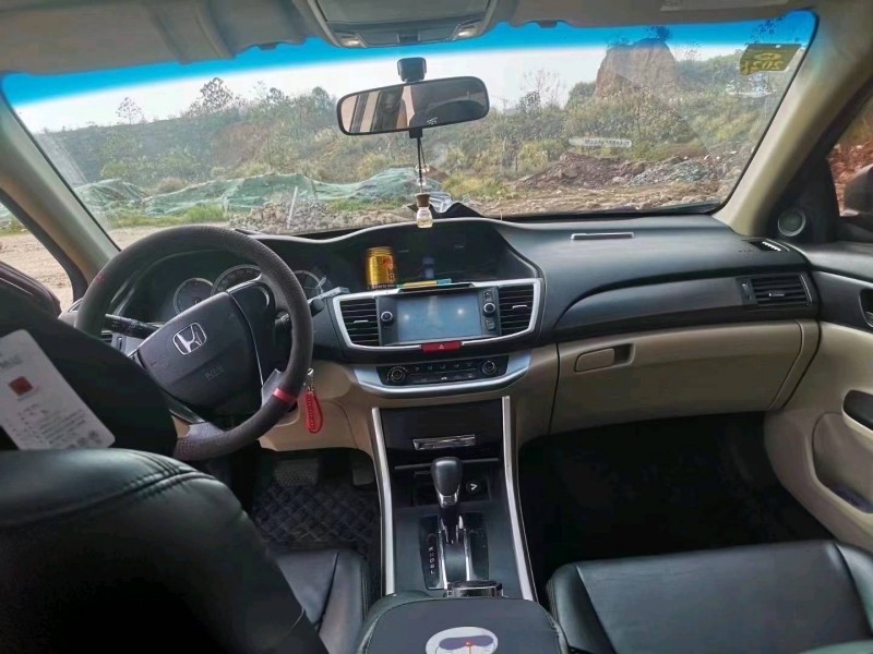 邯郸14年本田雅阁8