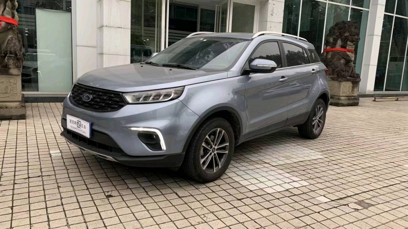 重庆20年福特领界4