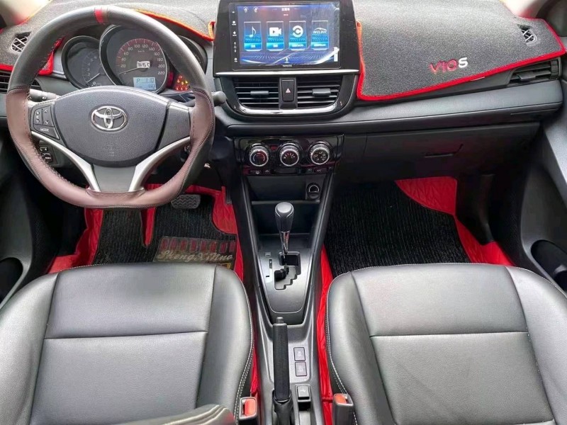 济宁21年丰田威驰5