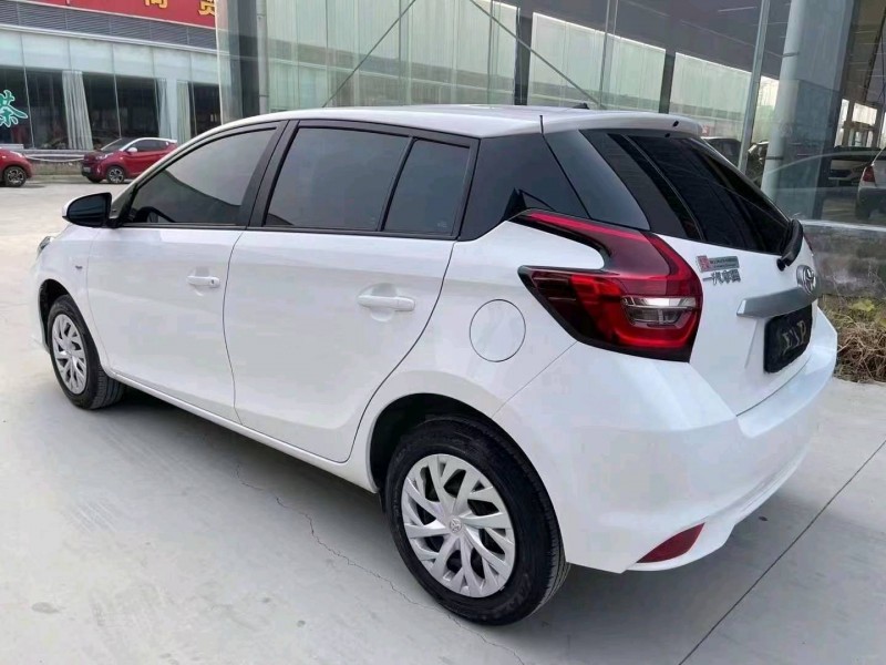 济宁21年丰田威驰3