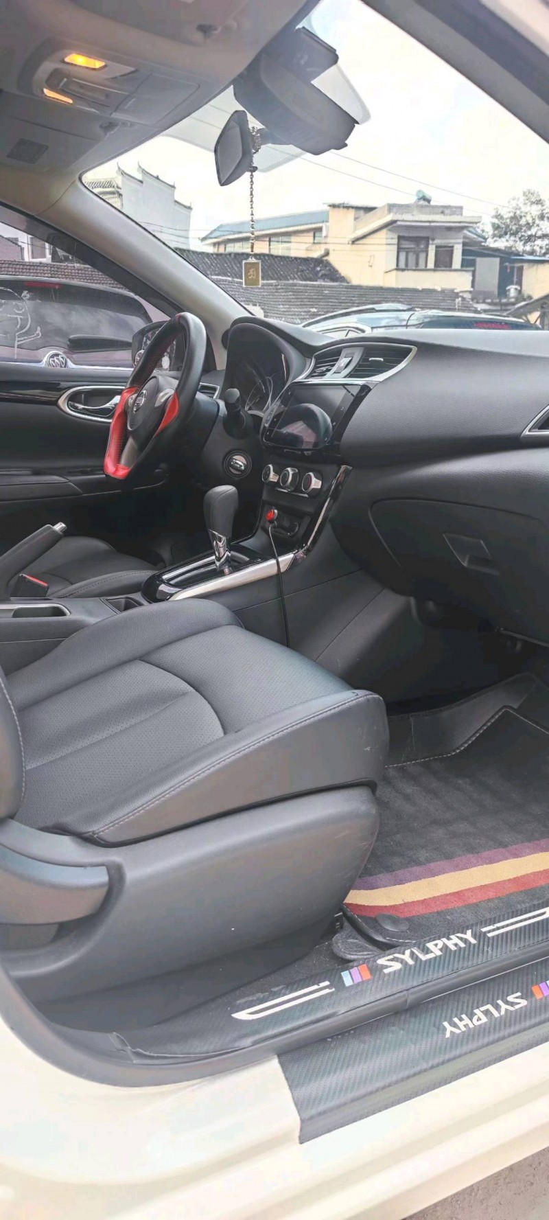 邯郸21年日产轩逸5