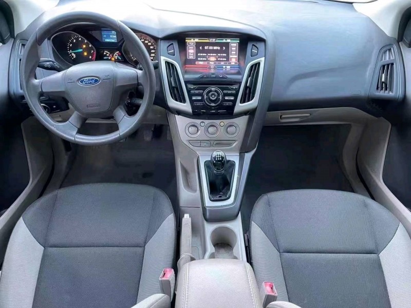 济宁15年福特福克斯4