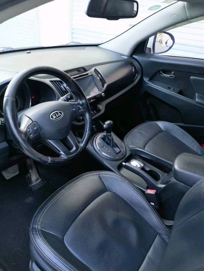 枣庄14年起亚智跑7