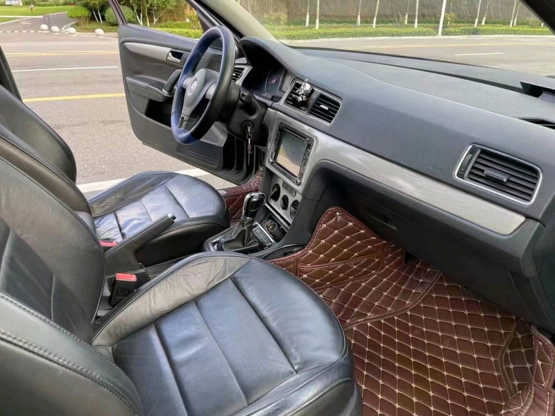 北京14年大众朗逸5