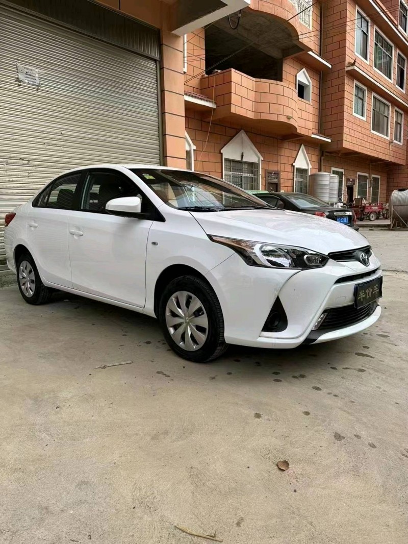 保山21年豐田YARiS L 致享3