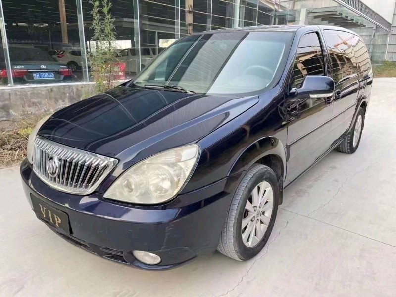 济宁13年别克GL82