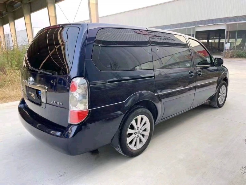 济宁13年别克GL86