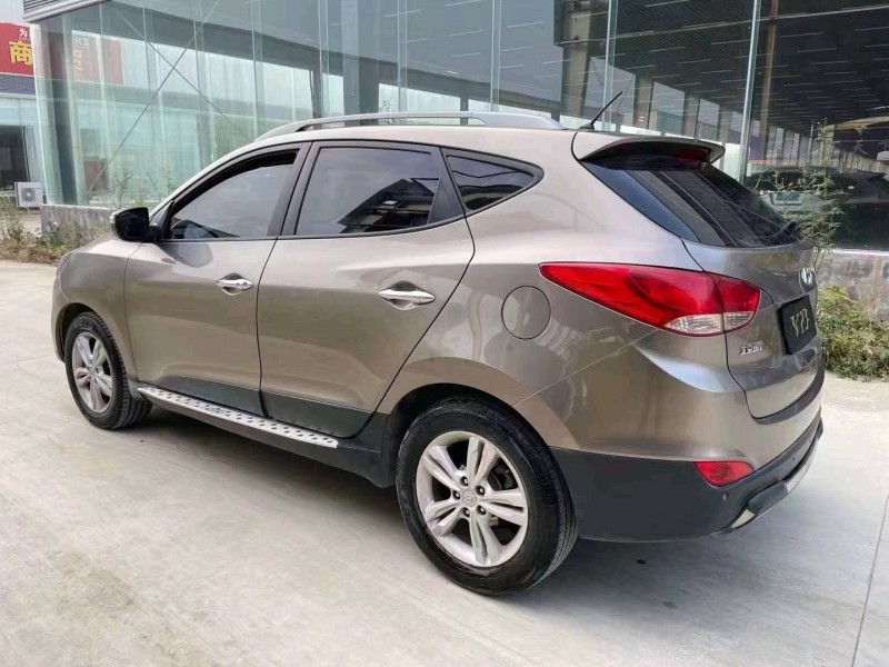 济宁13年现代ix357