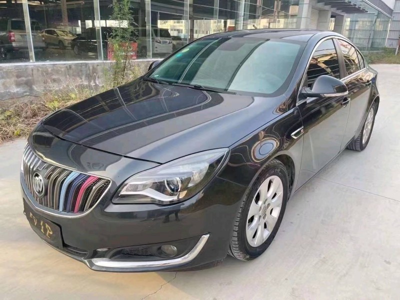 济宁14年别克君威2