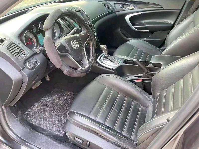 济宁14年别克君威6