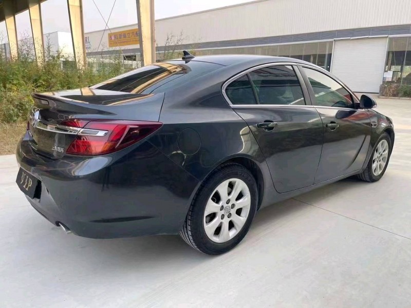 济宁14年别克君威8