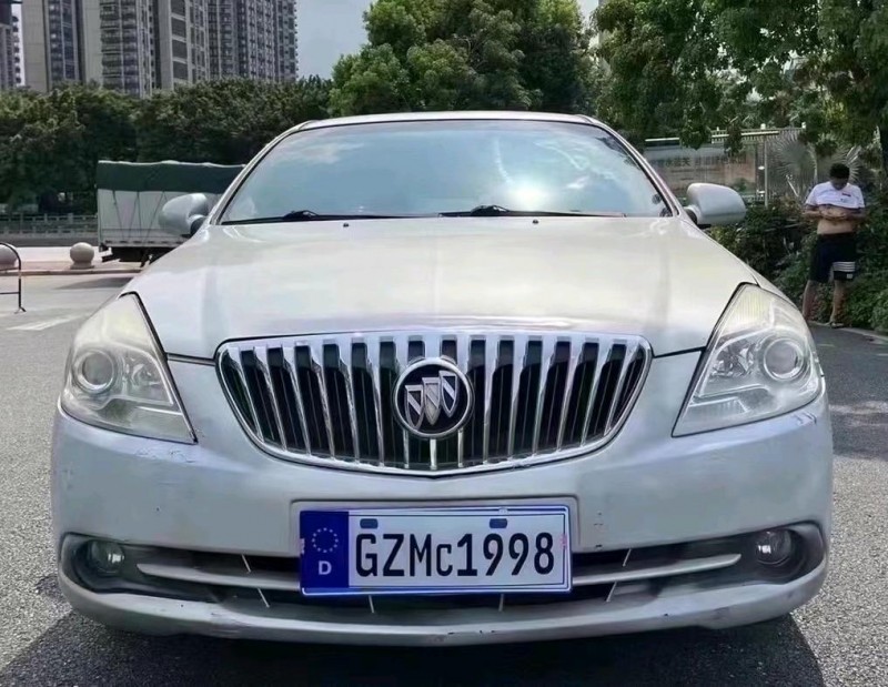 广州15年别克凯越1