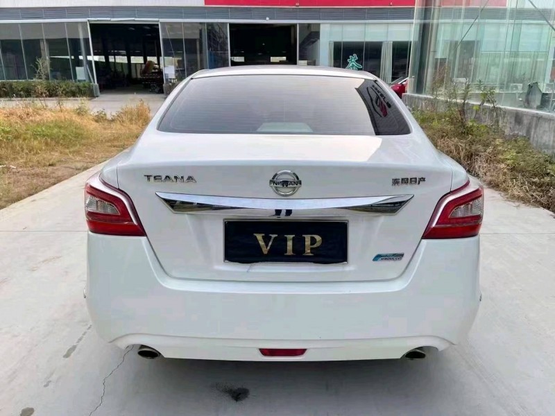 济宁13年日产天籁9