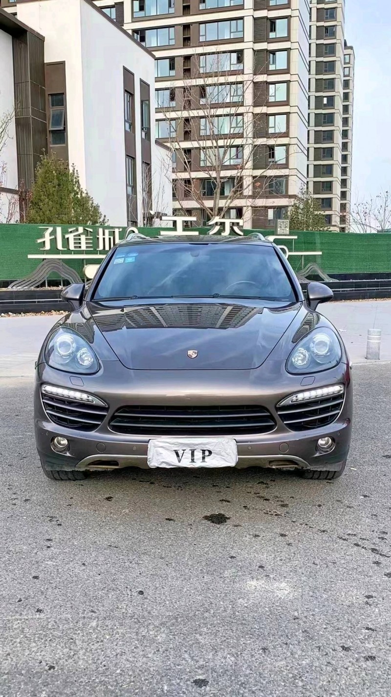 廊坊12年保时捷卡宴1