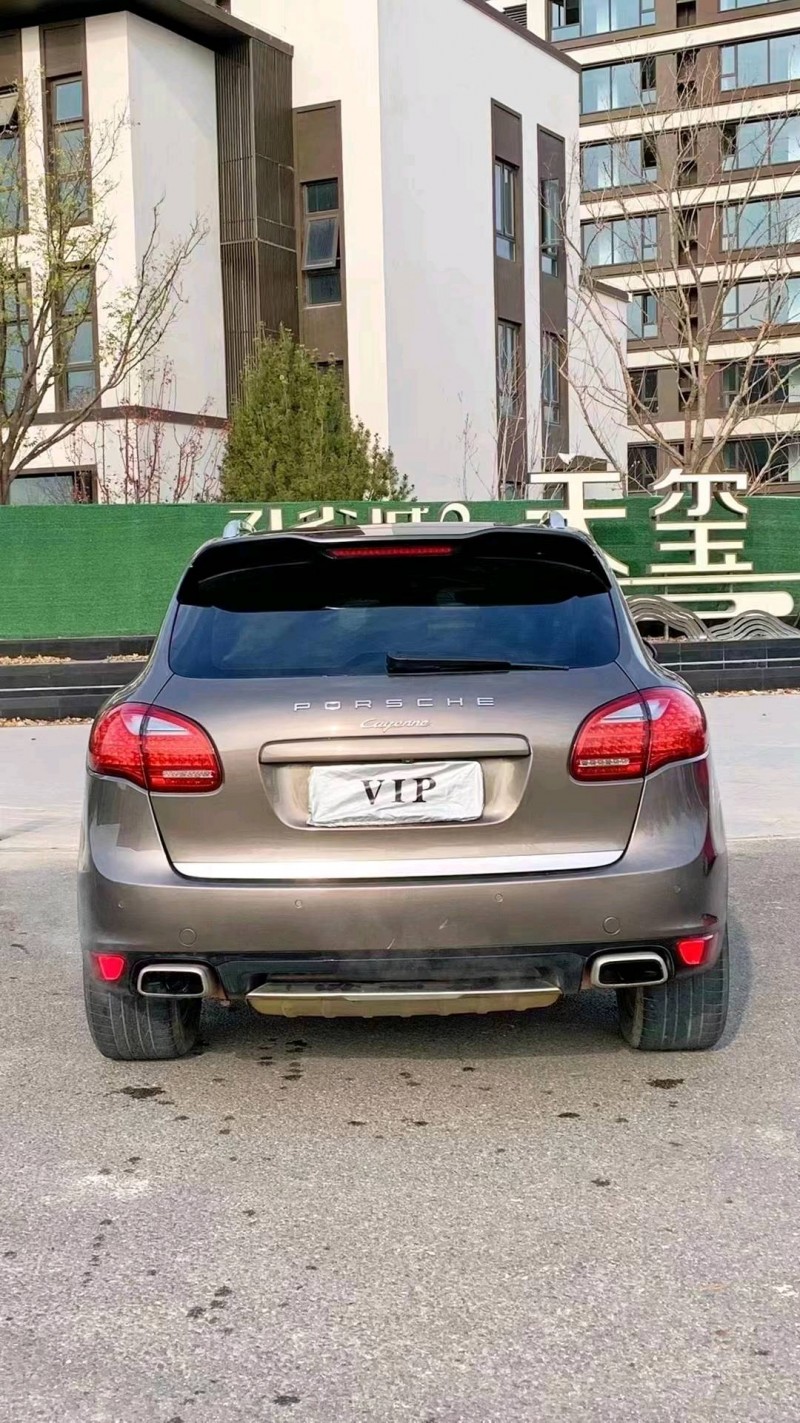 廊坊12年保时捷卡宴9