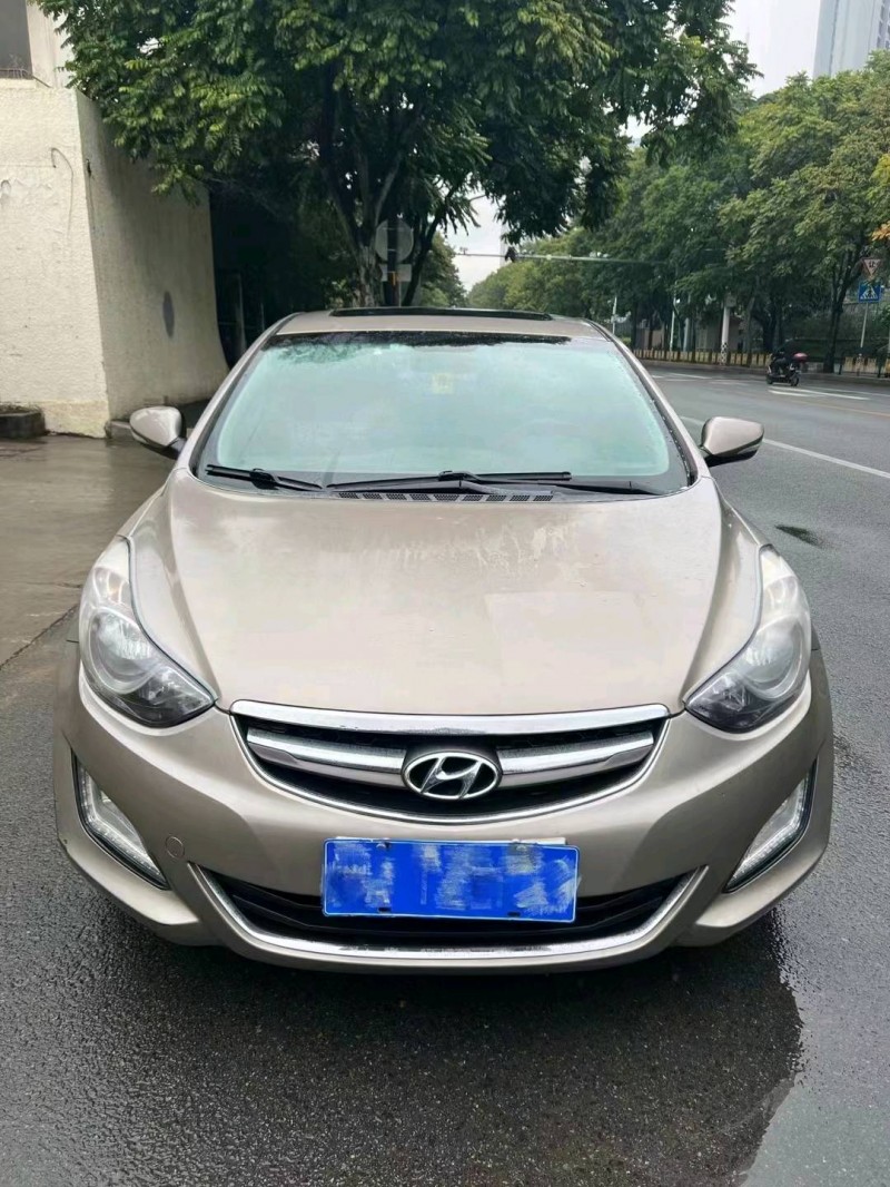 三明15年现代朗动1