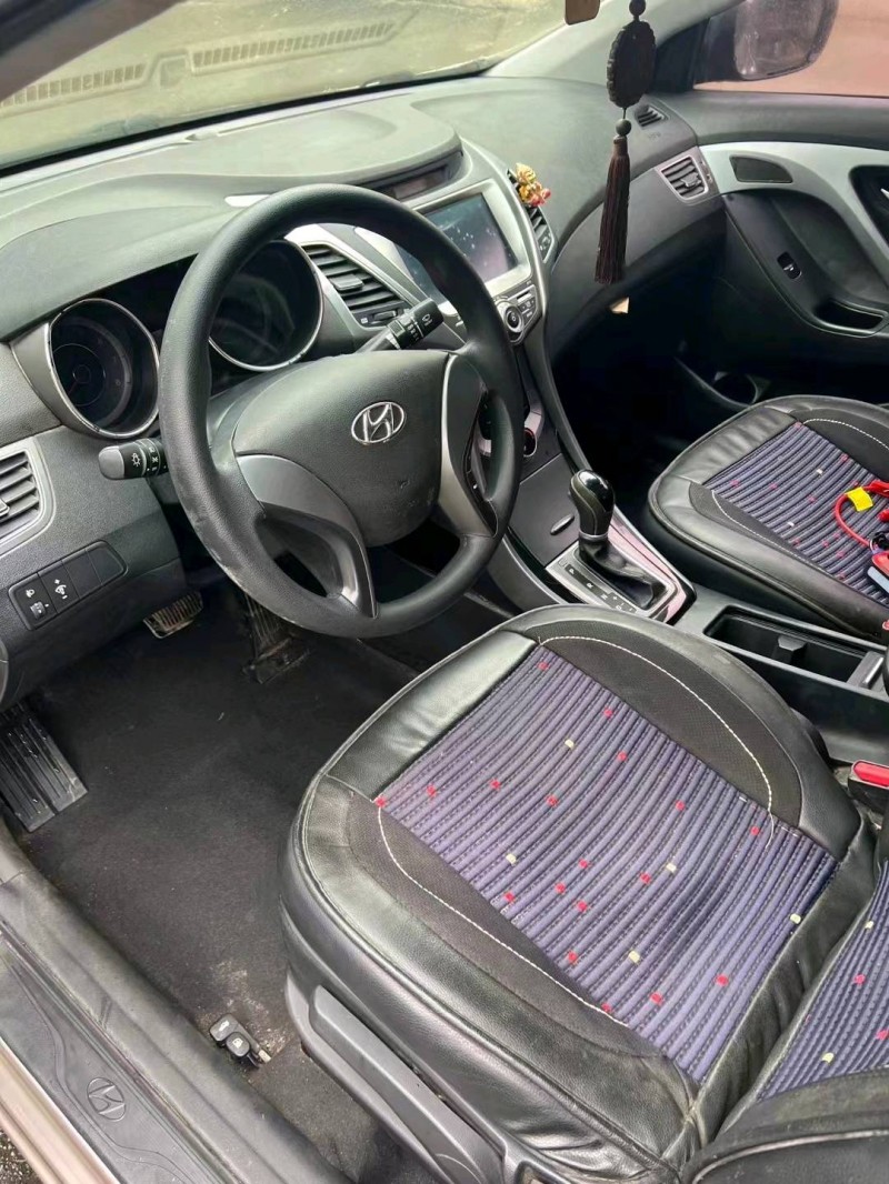 三明15年现代朗动2