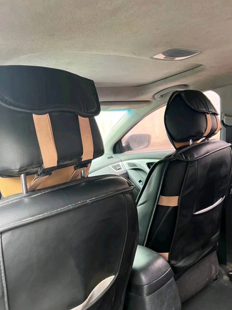 三明15年现代朗动6