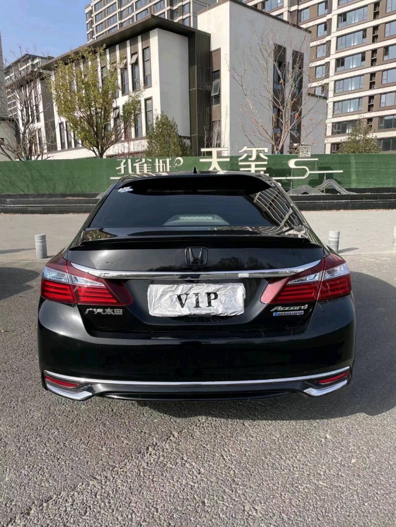 廊坊18年本田雅阁8