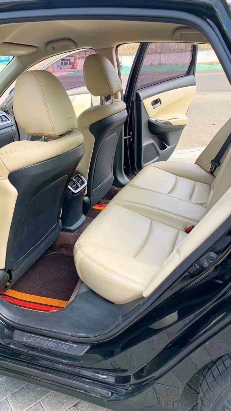 廊坊15年本田思铂睿6