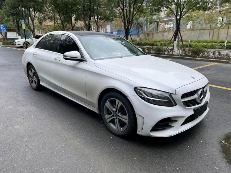 嘉兴21年奔驰C8