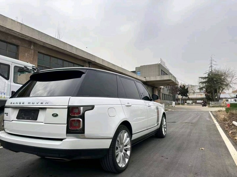 聊城22年路虎揽胜行政8