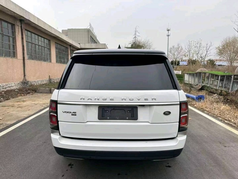 聊城22年路虎揽胜行政9