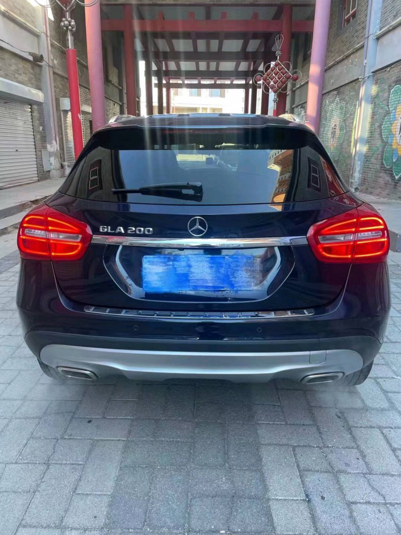 邯郸16年奔驰GLA2