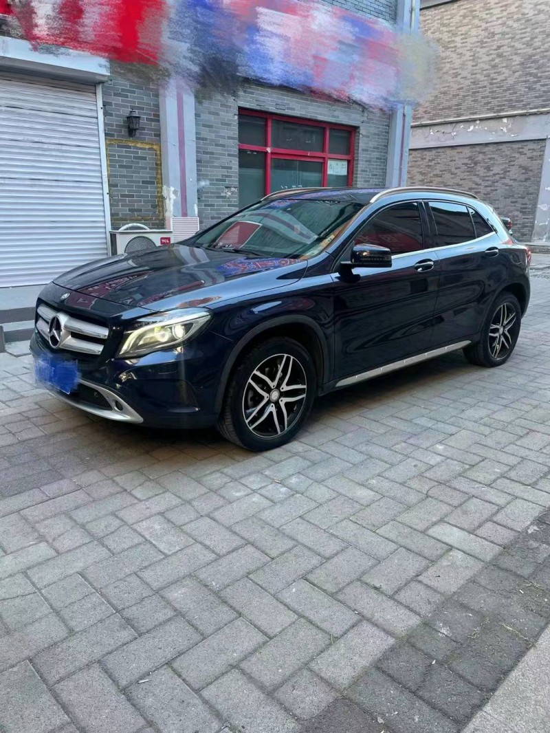 邯郸16年奔驰GLA7