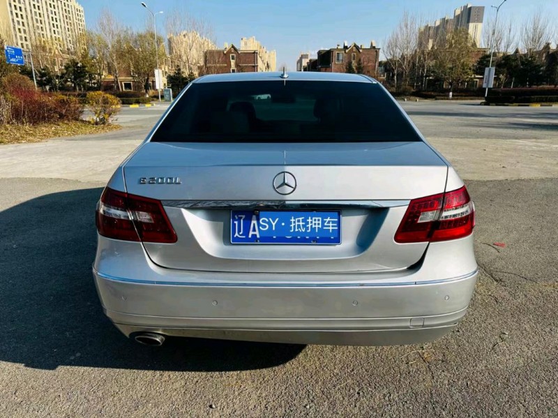 沈阳11年奔驰E9