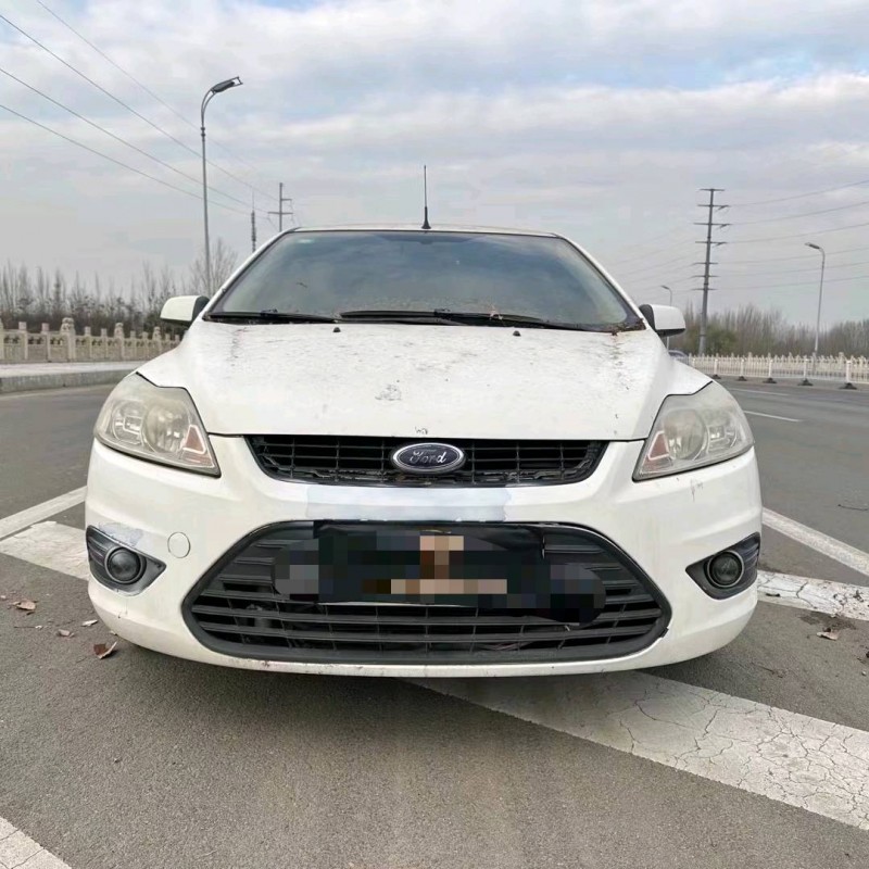 枣庄13年福特福克斯1