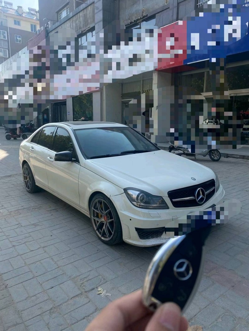北京13年奔驰C3