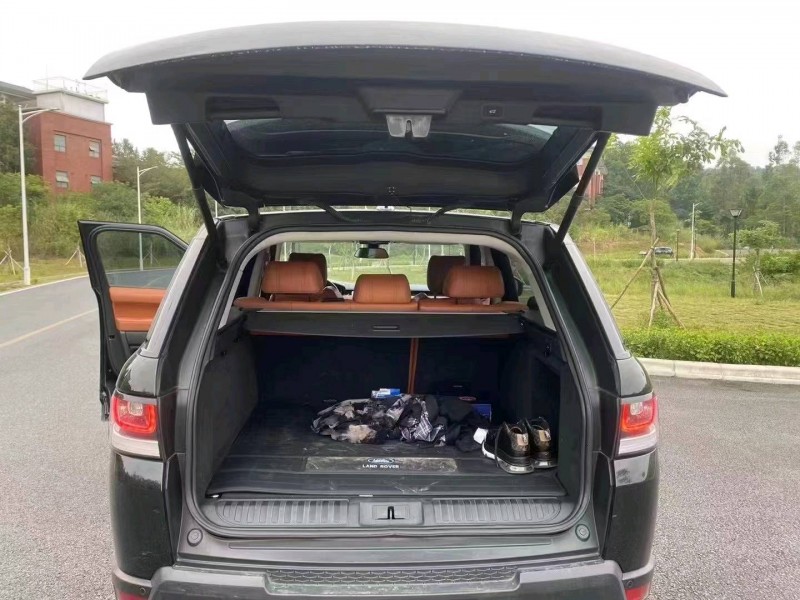 广州16年路虎揽胜运动6