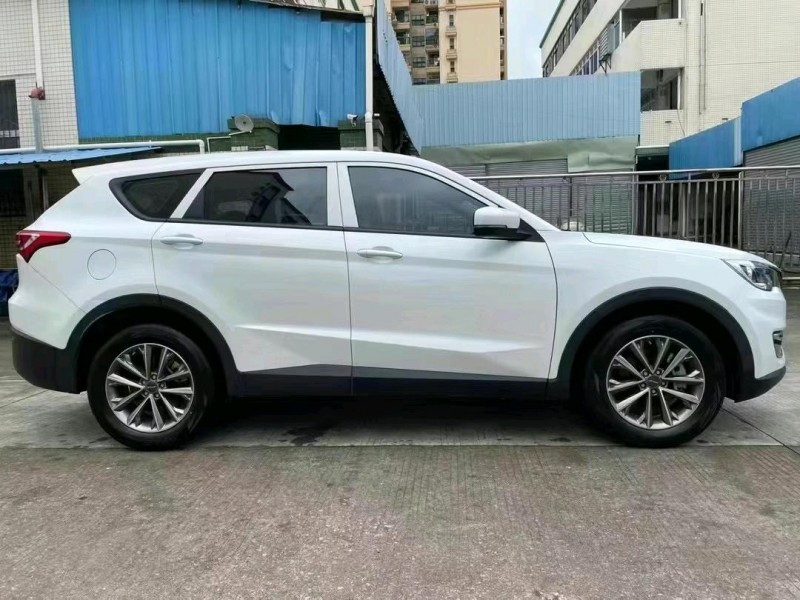 中山19年奇瑞捷途X702