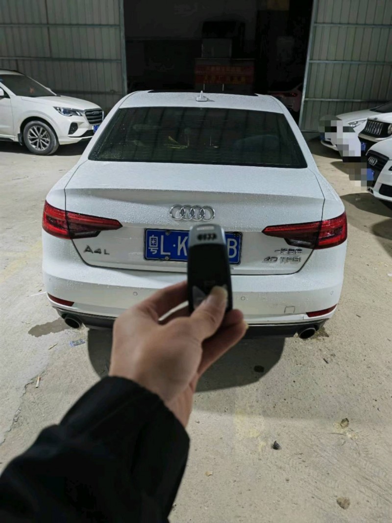 中山17年奥迪A4L3