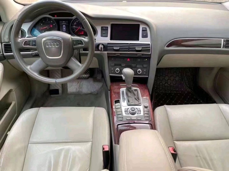 济宁10年奥迪A6L5