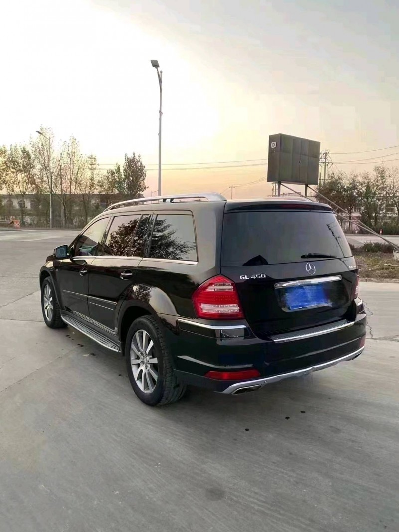 枣庄12年奔驰GL8